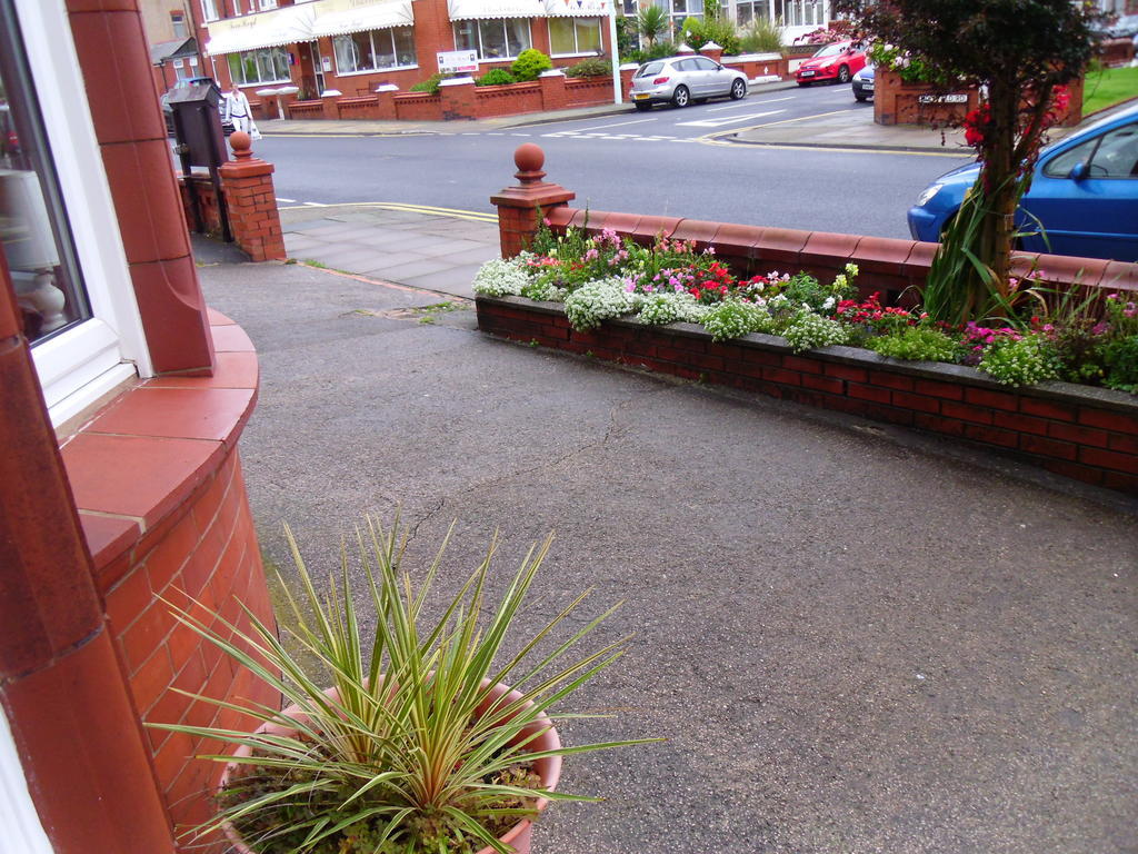 The Beaucliffe Hotel Blackpool Exterior photo